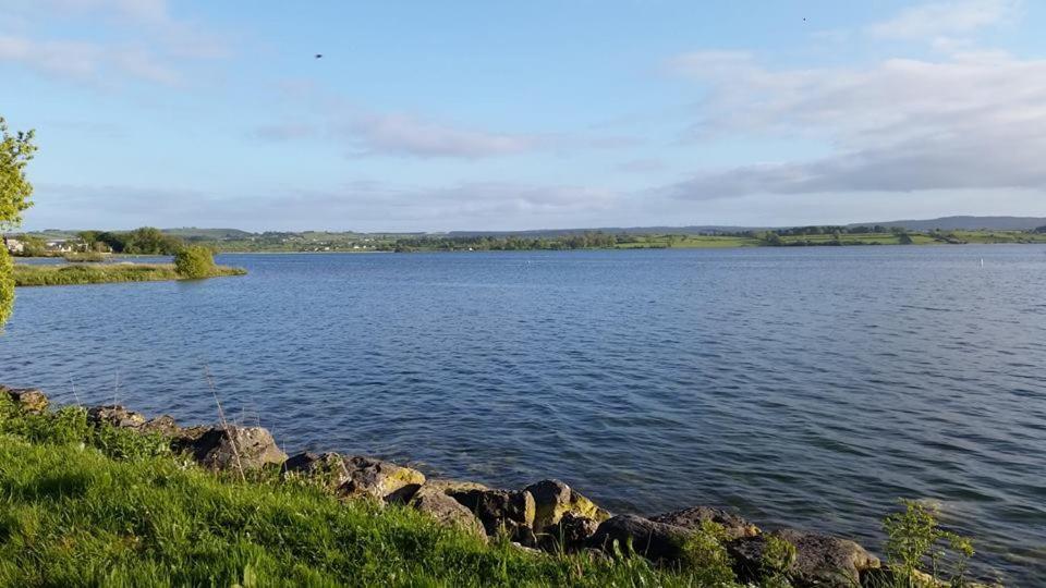Lakeside Лохрей Экстерьер фото